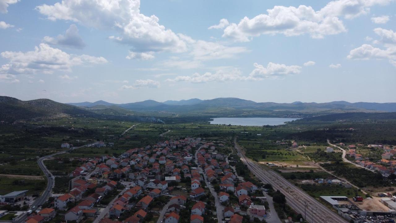 Apartman Palme Ξενοδοχείο Σίμπενικ Εξωτερικό φωτογραφία