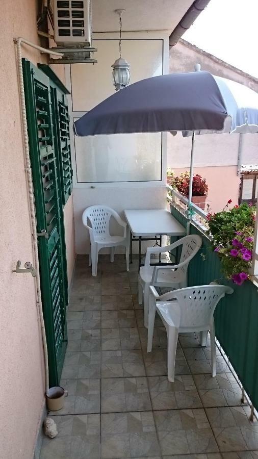 Apartman Palme Ξενοδοχείο Σίμπενικ Εξωτερικό φωτογραφία