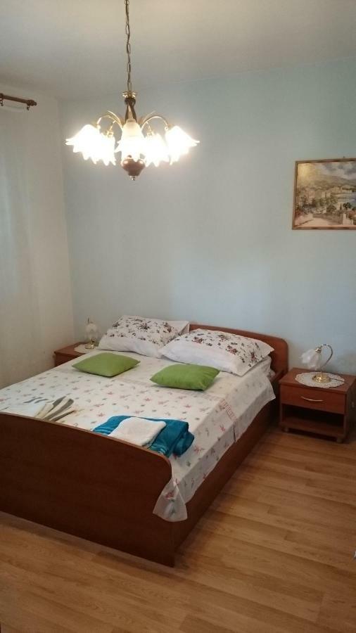Apartman Palme Ξενοδοχείο Σίμπενικ Εξωτερικό φωτογραφία